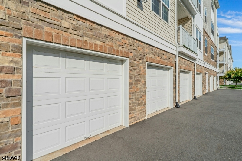 644 Lorhan Dr 644 Property Photo 26