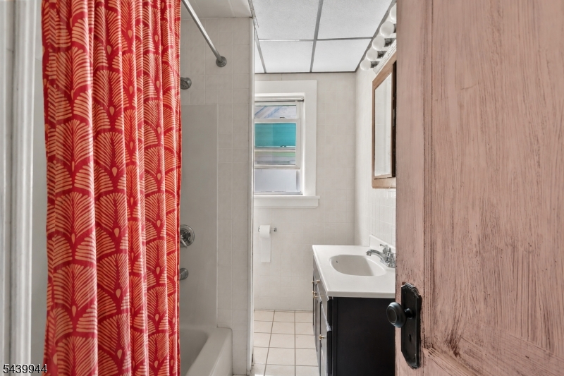 374 Boyden Ave Property Photo 21