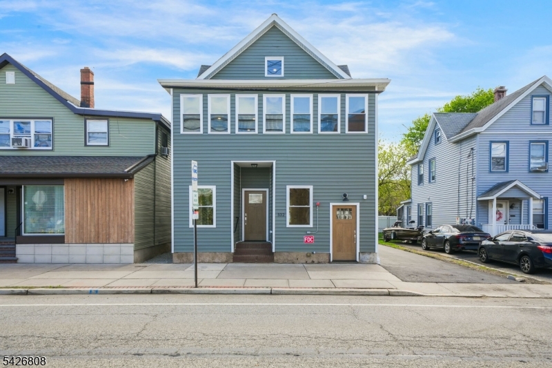 532 Ringwood Ave Property Photo 1