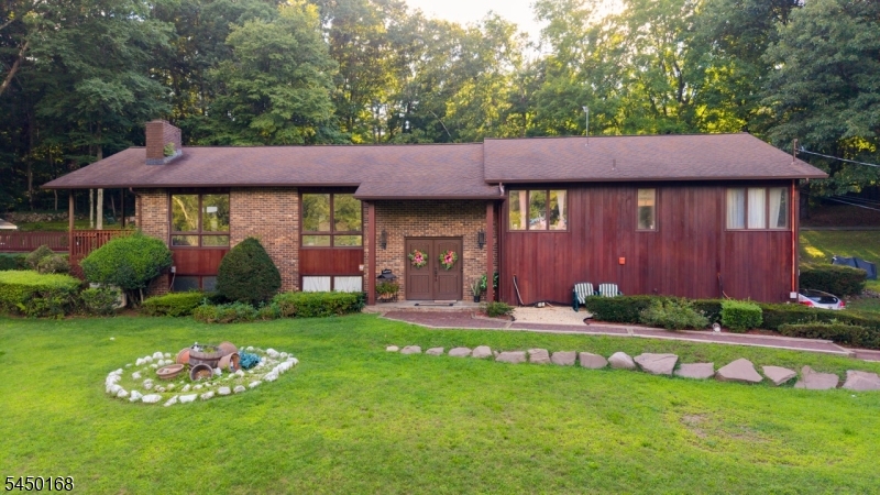 121 Doremus Rd Property Photo 1