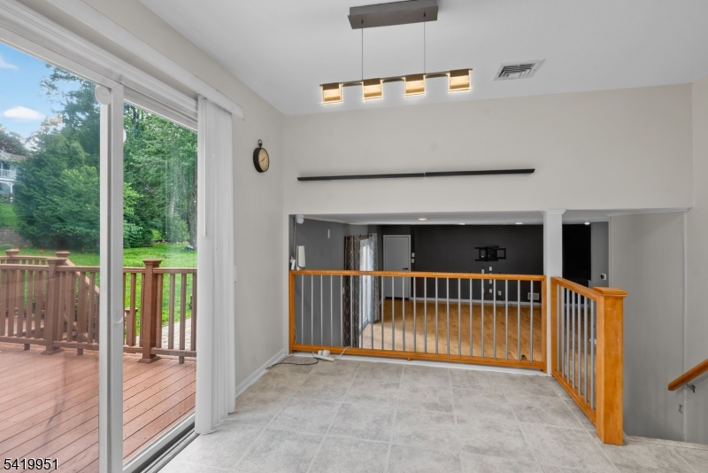 260 Saint Cloud Ave Property Photo 12