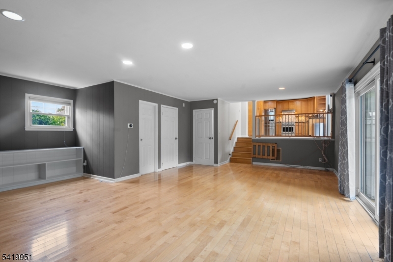 260 Saint Cloud Ave Property Photo 15