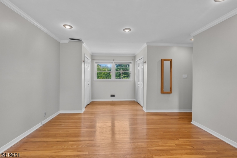 260 Saint Cloud Ave Property Photo 20