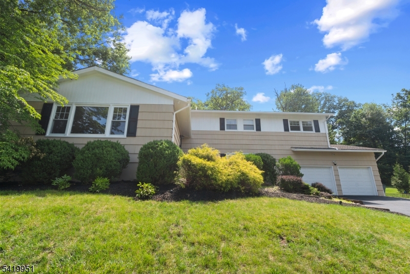 260 Saint Cloud Ave Property Photo 42
