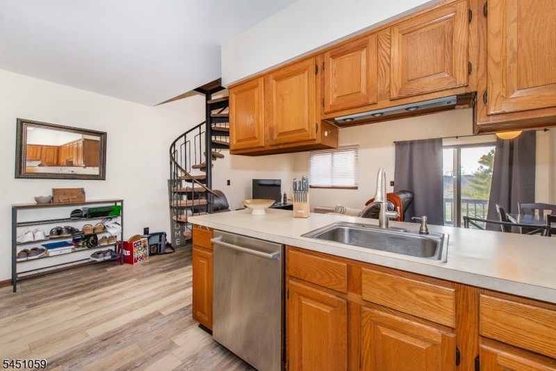 1 Deer Valley Ln Unit 2 Property Photo 10