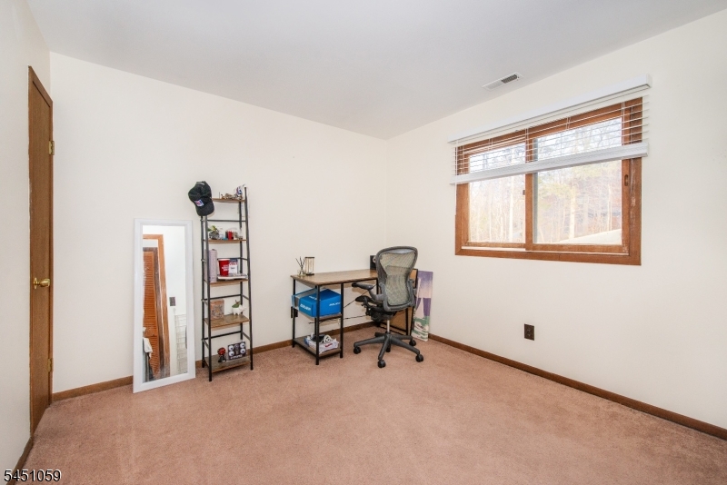 1 Deer Valley Ln Unit 2 Property Photo 18