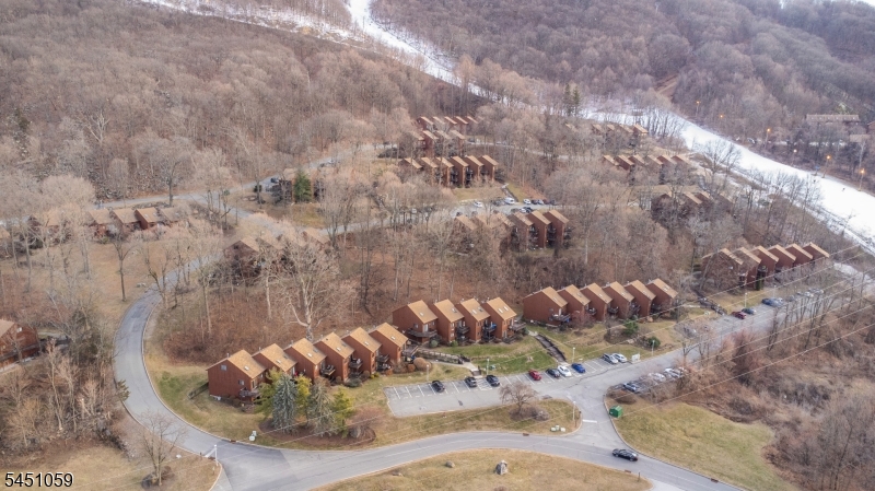 1 Deer Valley Ln Unit 2 Property Photo 21