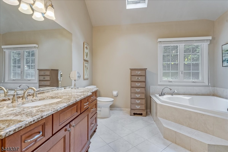 14 Fieldstone Trl Property Photo 23