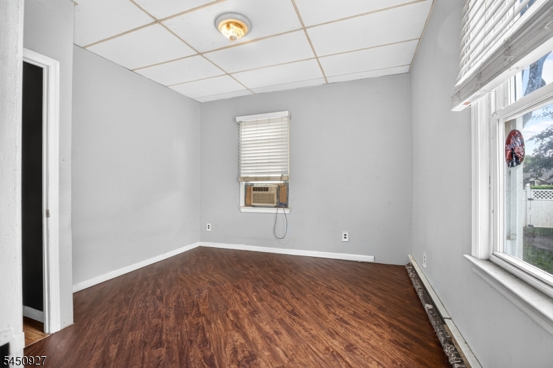 322 Romain Ave Property Photo 9
