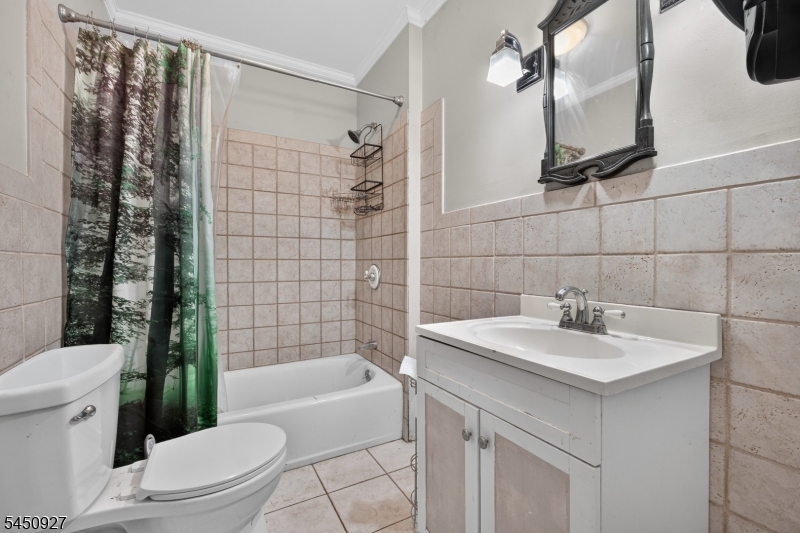 322 Romain Ave Property Photo 11