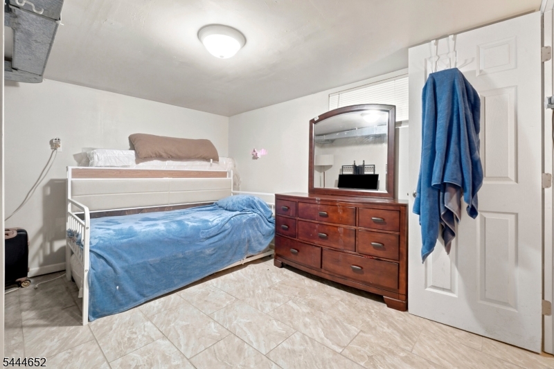 28 Brookhill Ter Property Photo 43