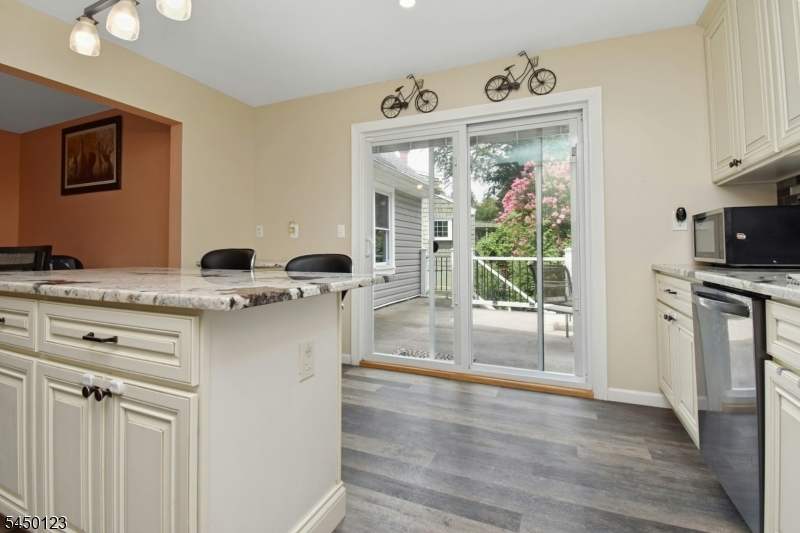631 Concord Cir Property Photo 10