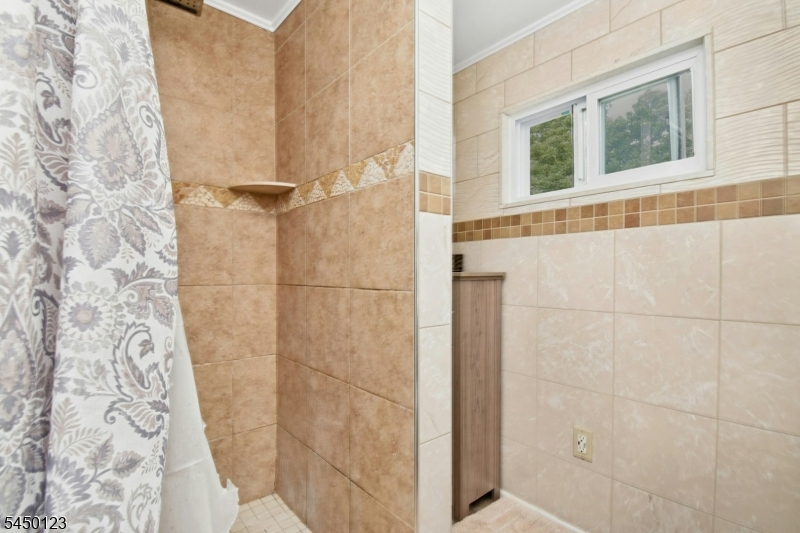 631 Concord Cir Property Photo 31