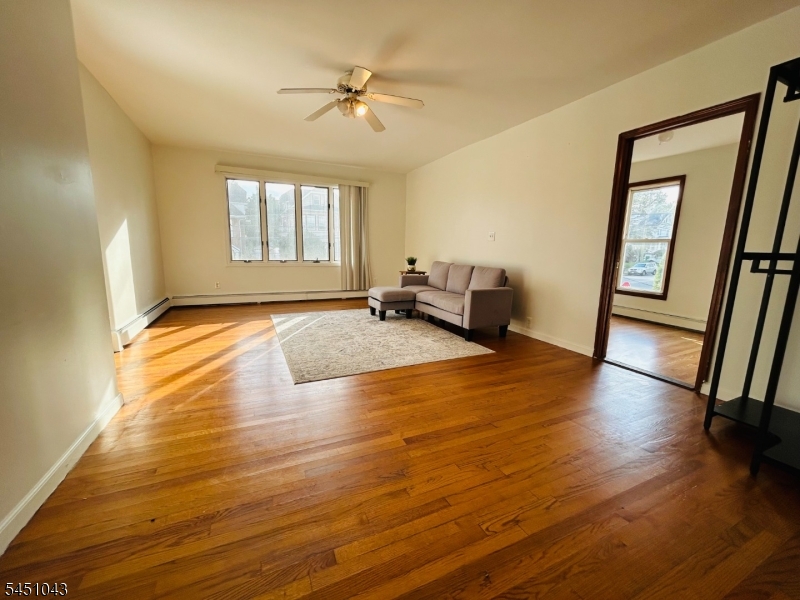 242 Brook Ave Property Photo 3