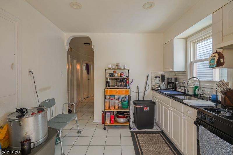 266 Columbia Ave Property Photo 19