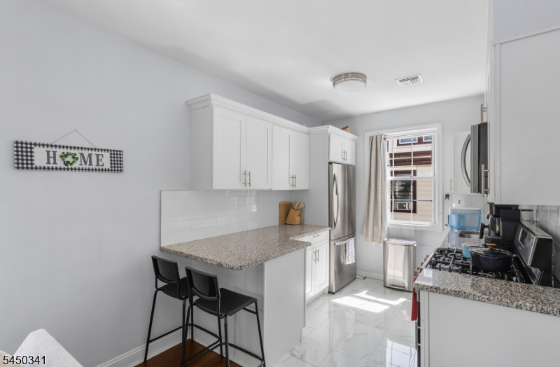 200 Joralemon St 2 Property Photo 5