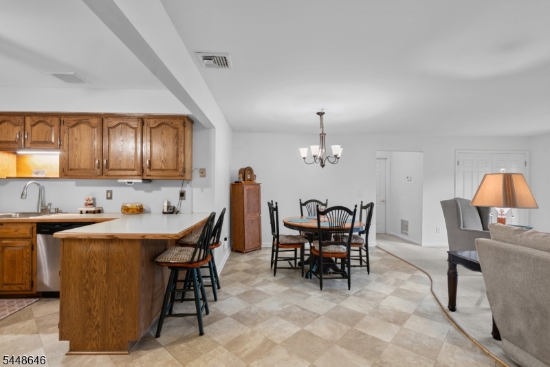 900 Van Houten Ave A2 Property Photo 3