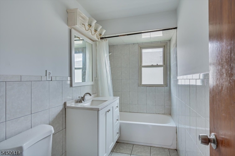 183 Laurel Ave Property Photo 37
