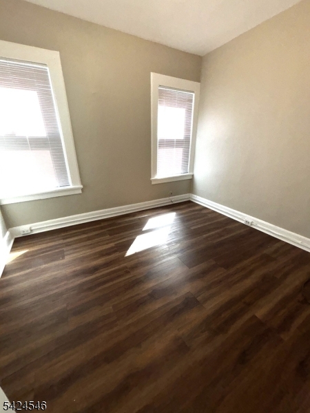 203 Lawrence St Property Photo 8