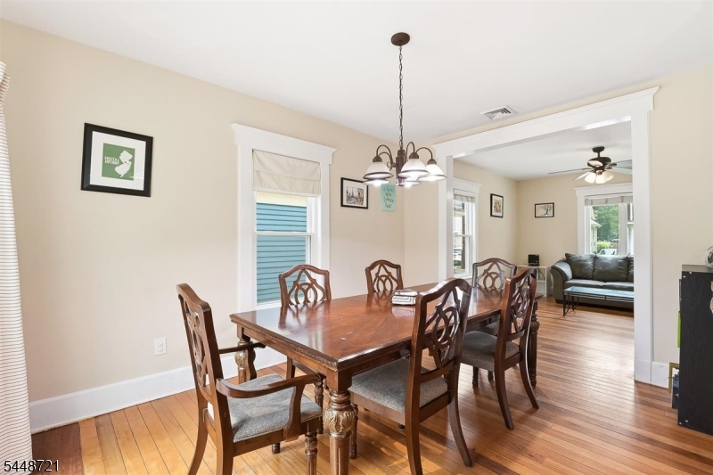 9 S Middaugh St Property Photo 10