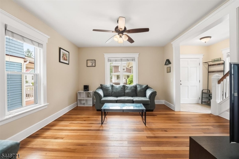 9 S Middaugh St Property Photo 12