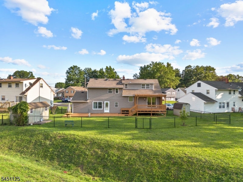 21 Starlit Dr Property Photo 2