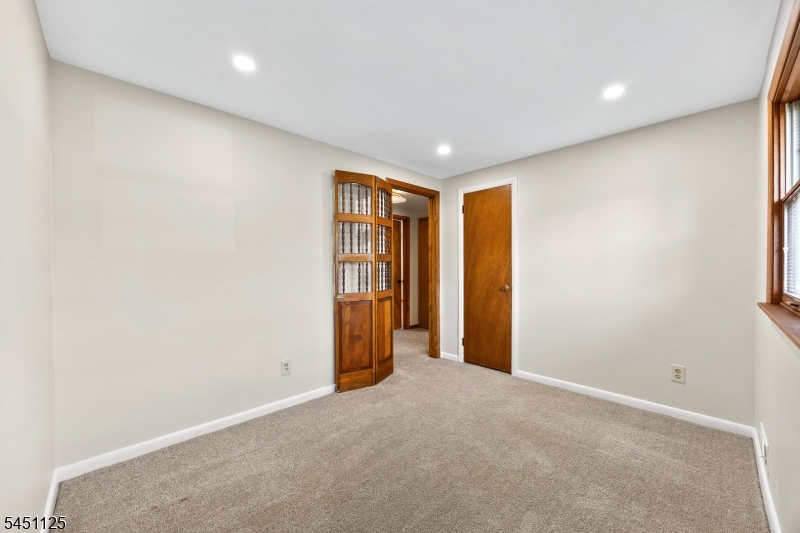 21 Starlit Dr Property Photo 15