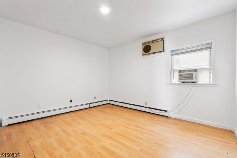 352 Totowa Ave Property Photo 11