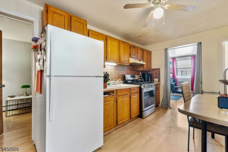 352 Totowa Ave Property Photo 14