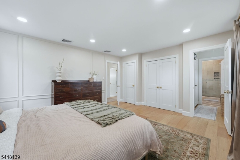 102 Mortimer Ave Property Photo 18