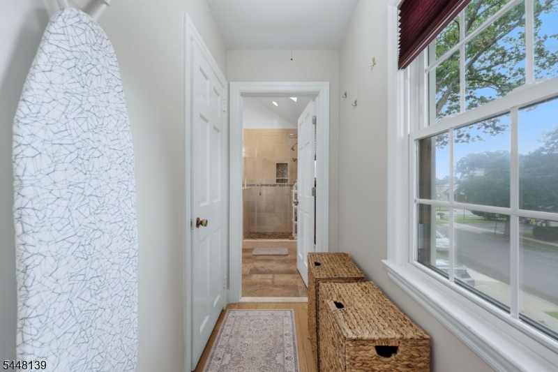 102 Mortimer Ave Property Photo 19