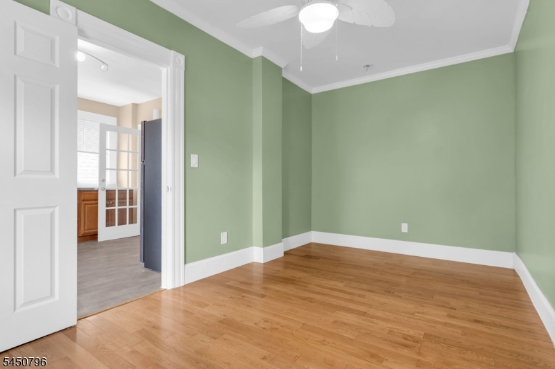 55 Maple Ave Property Photo 19