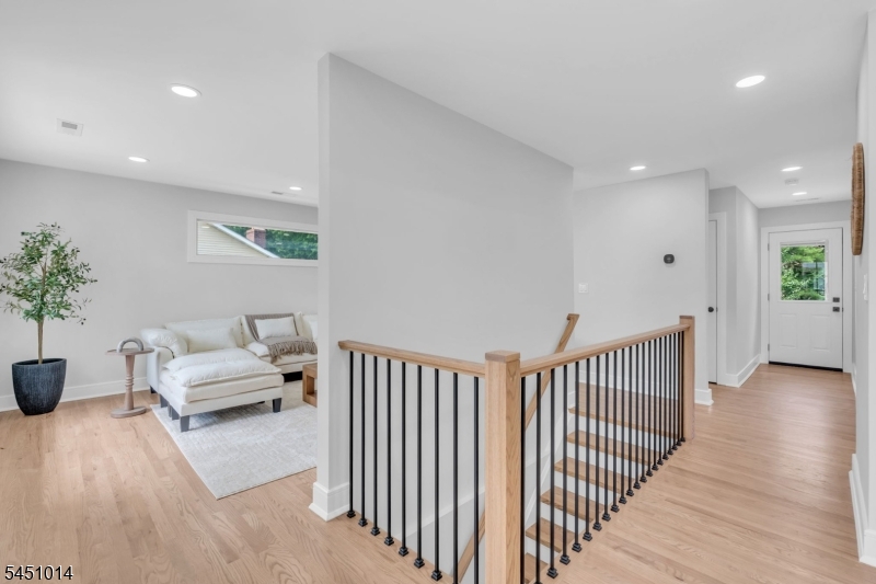 96 North St Property Photo 8