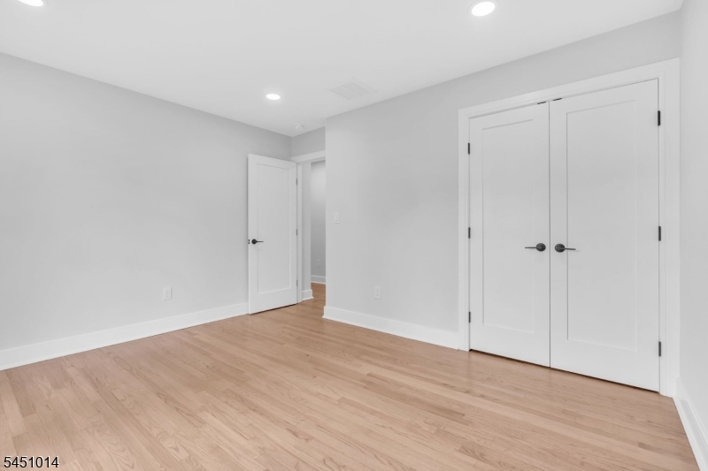96 North St Property Photo 28