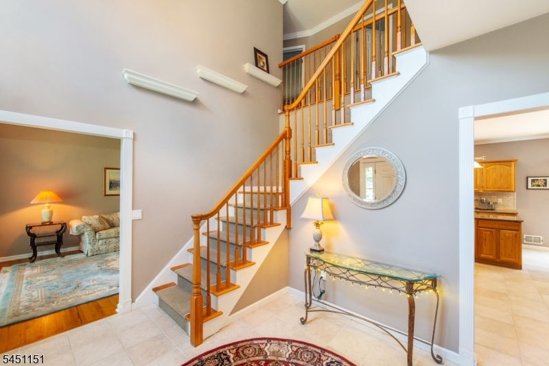2 Kingston Ct Property Photo 4