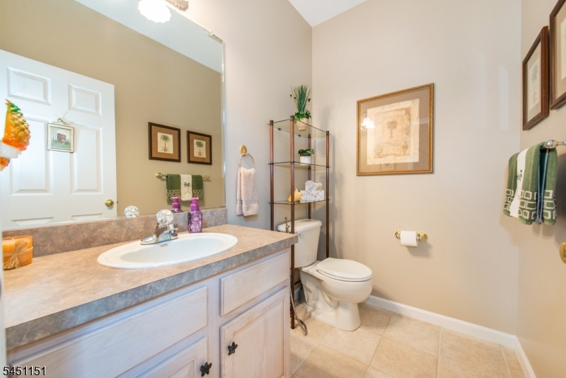 2 Kingston Ct Property Photo 23