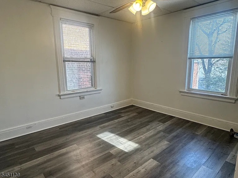 430 Washington Ave Property Photo 7