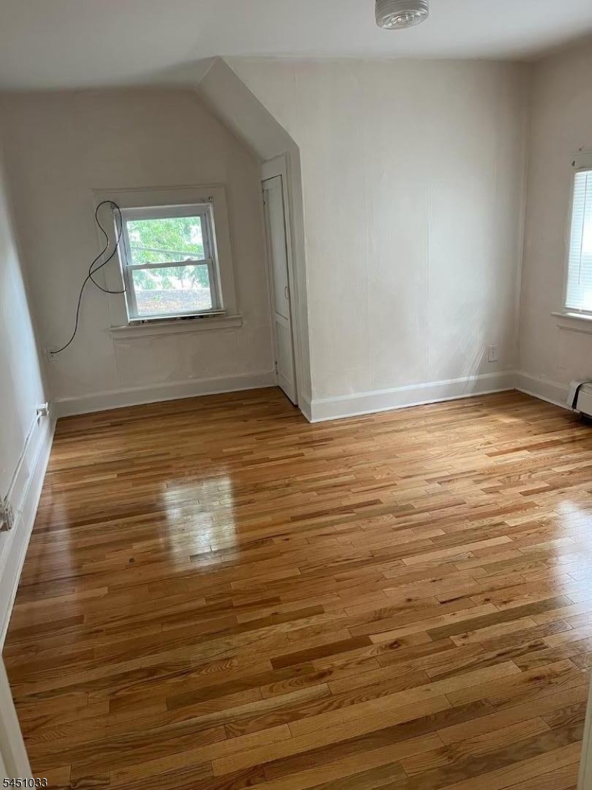 415 Abington Ave 3 Property Photo 3