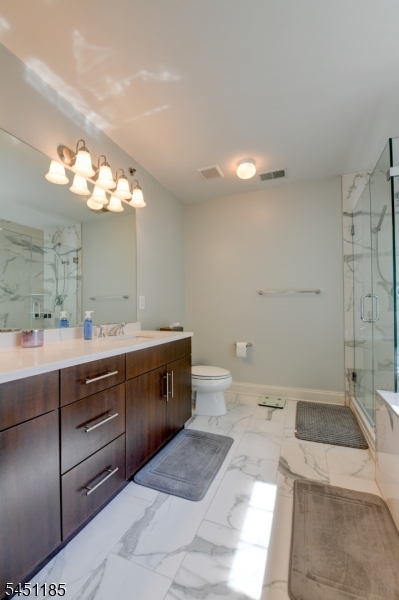 50 Bloomfield Ave 50 Property Photo 15