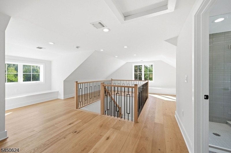 46 Snyder Ave Property Photo 26