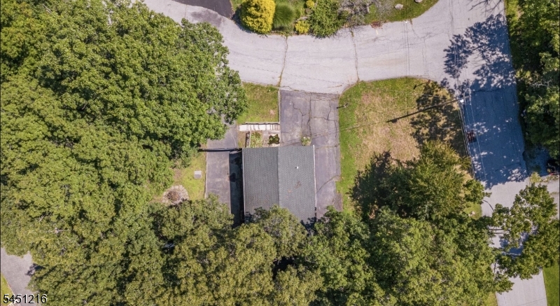 26 Cedar Tree Trl Property Photo 24