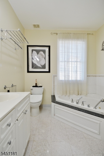 604 Avenue A 104 Property Photo 15