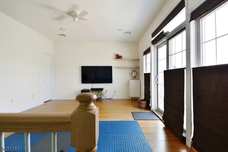 604 Avenue A 104 Property Photo 22