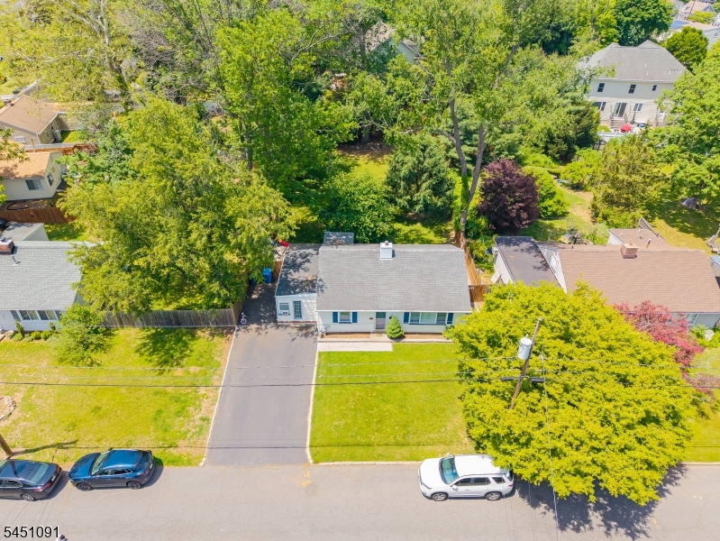 12 Pierrepont Ave Property Photo 24