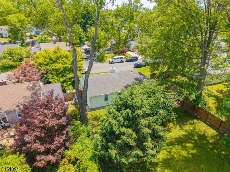 12 Pierrepont Ave Property Photo 25