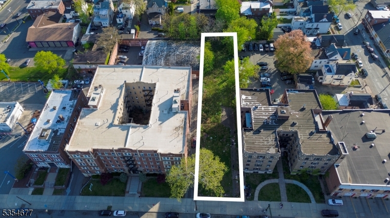 Central Ave Property Photo 1