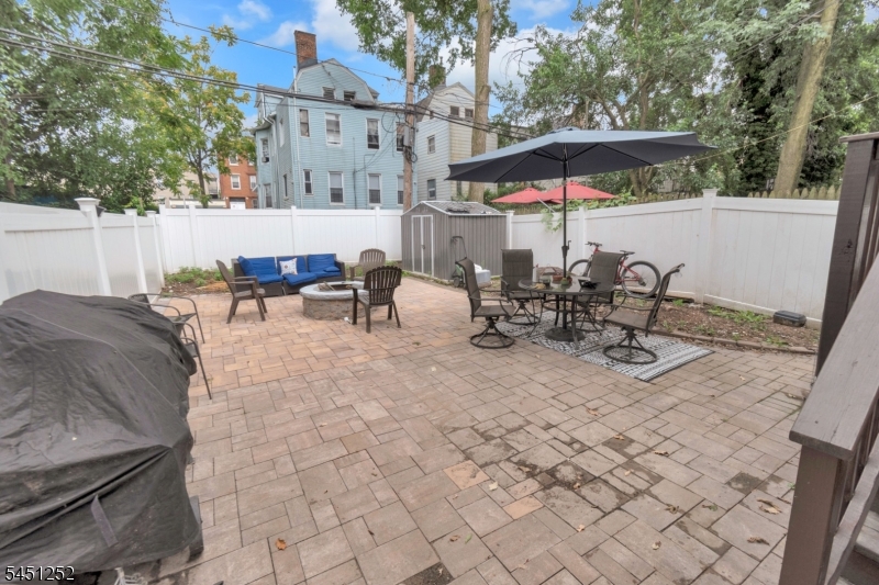 236 Halsted St Property Photo 31