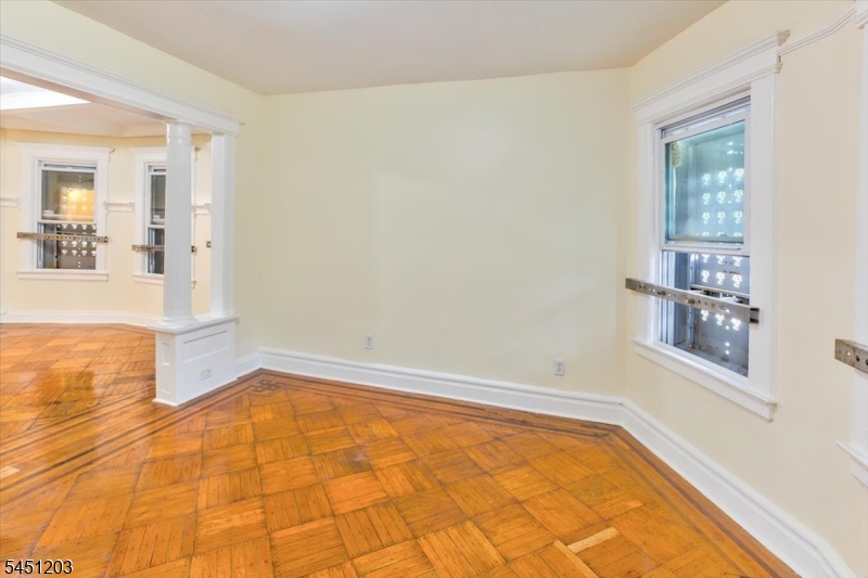 31 Voorhees St Property Photo 14