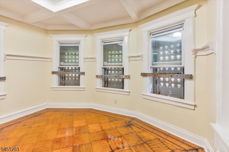 31 Voorhees St Property Photo 18