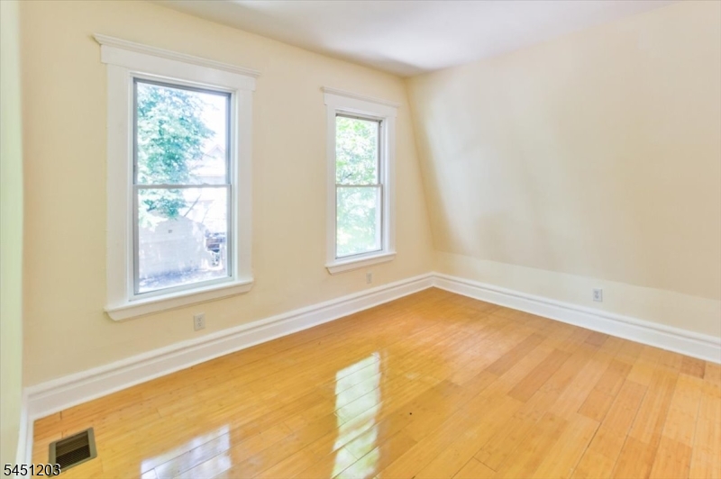 31 Voorhees St Property Photo 31
